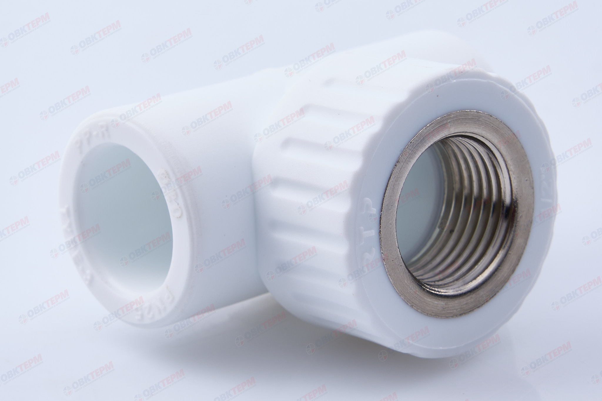 Тройник с МРВ 20 * 1/2" * 20    БЕЛЫЙ PP-R   (RTP)     (90/15) - Изображение №1