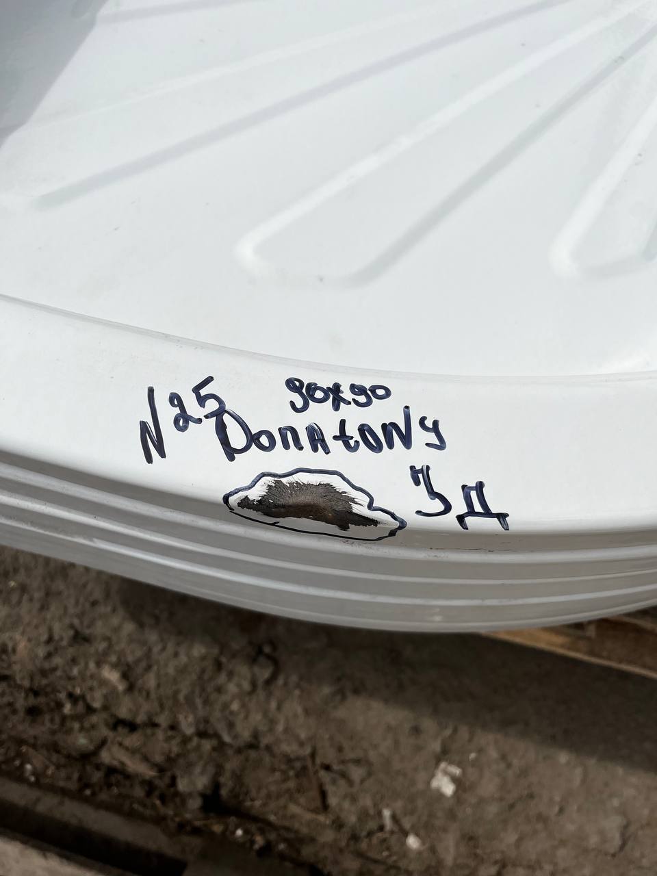Поддон стальной "Donatony"    90* 90* 16 полукруглый  (С ДЕФЕКТОМ) - миниатюра №18