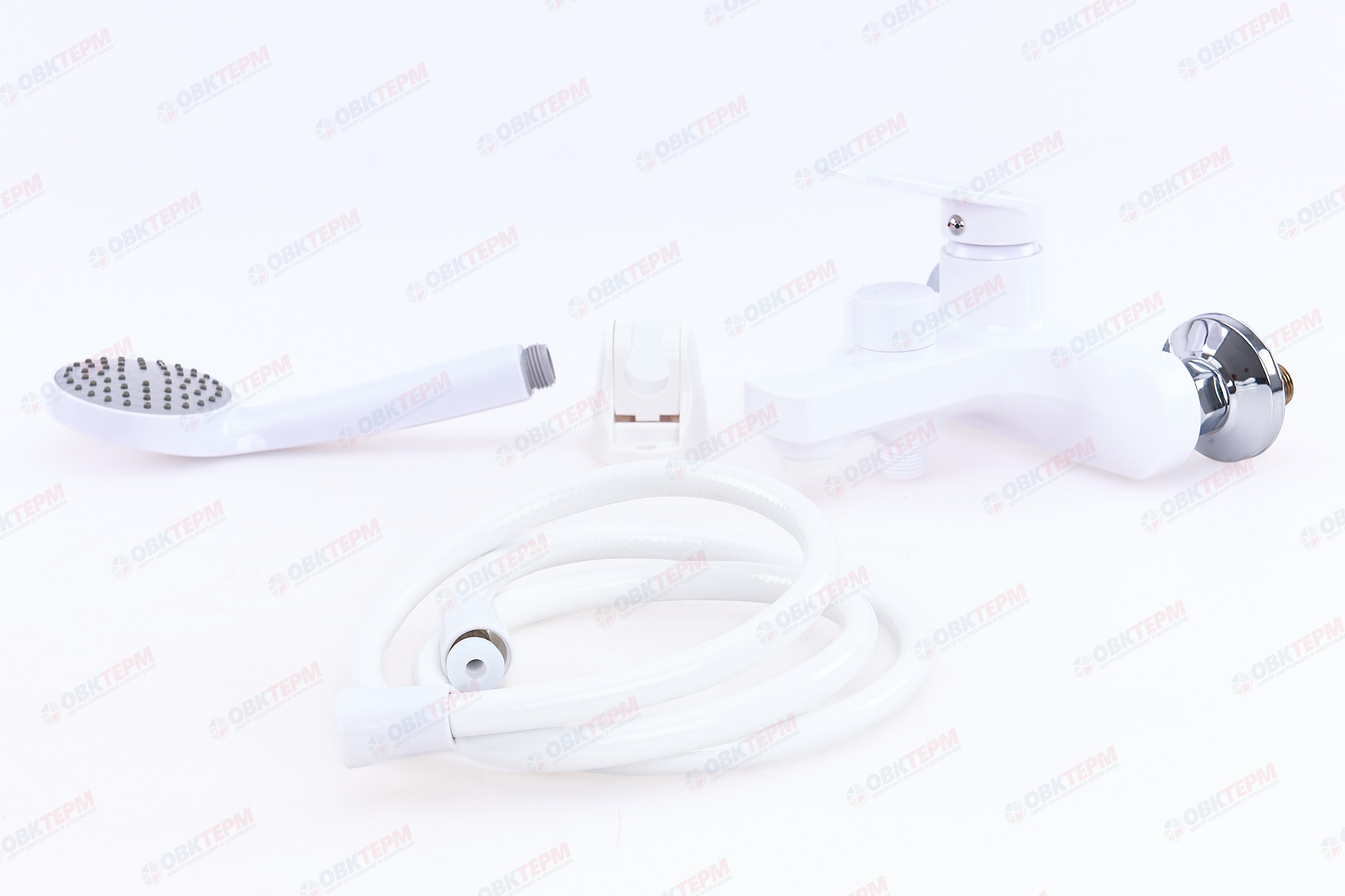Смеситель д/ванны PLAMIX LUCAS-009 EURO SET WHITE (со шлангом, лейкой и кронштейном) (24 шт/ящ) - Изображение №3