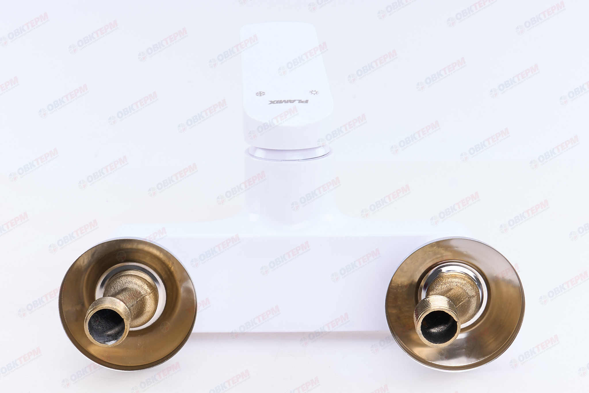Смеситель д/ванны PLAMIX LUCAS-009 EURO SET WHITE (со шлангом, лейкой и кронштейном) (24 шт/ящ) - Изображение №4