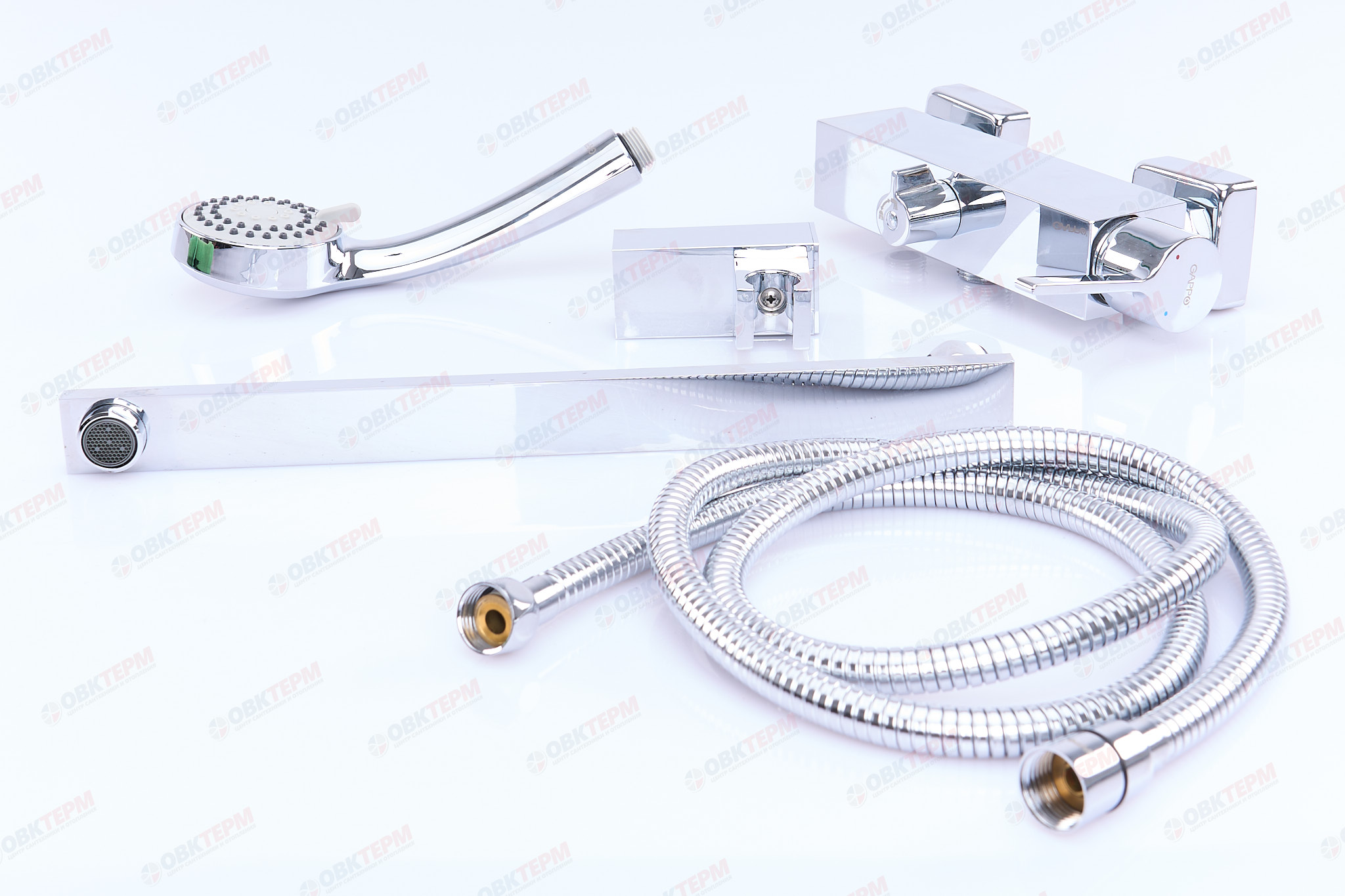 Смеситель д/ванны хром  G2204 *  (ф35, длинный гусак 35 см, евро перекл.)    GAPPO - миниатюра №3