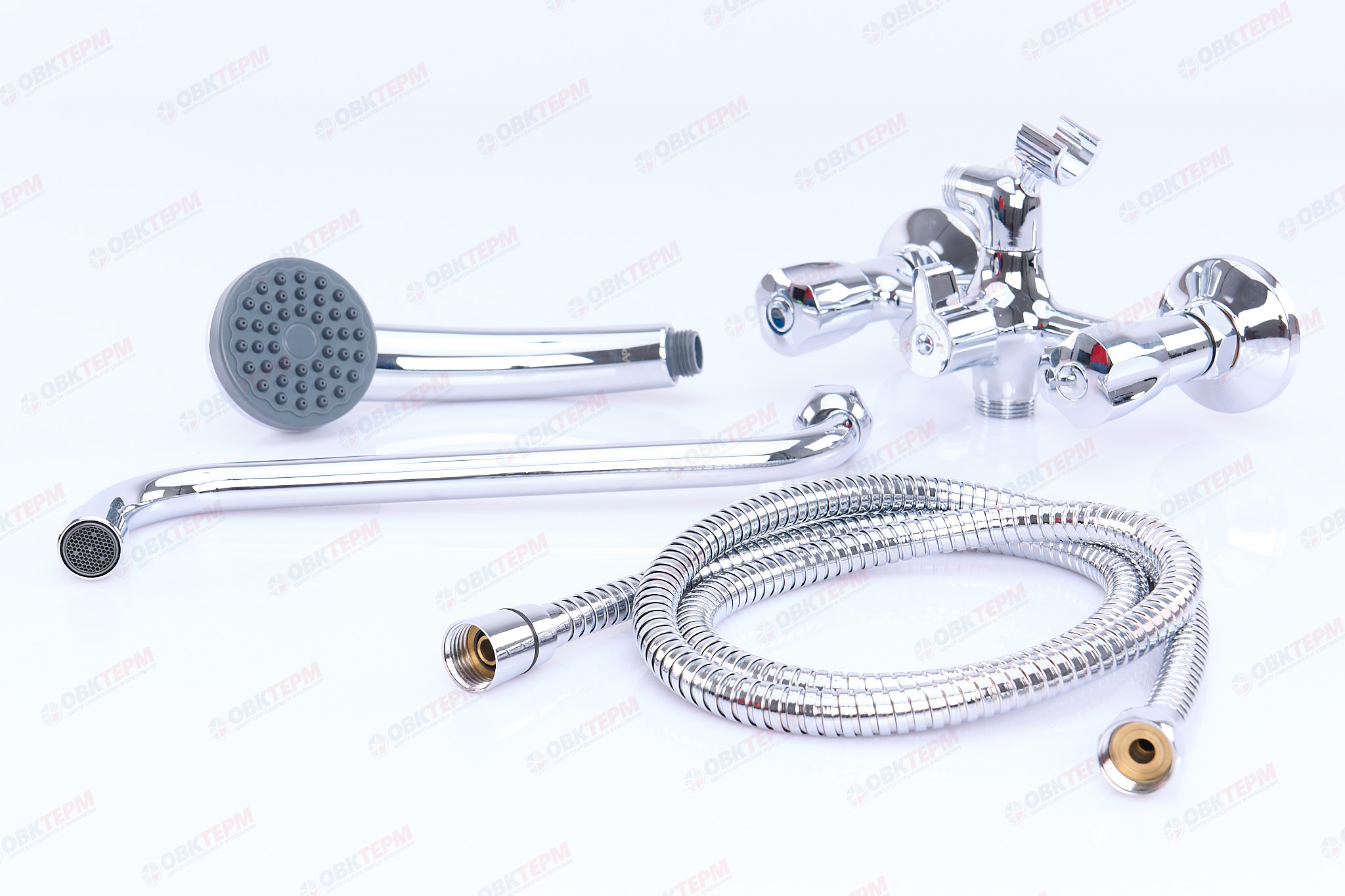 Смеситель д/ванны буксовый GAPPO G2244 латунь /хром /керам/буксы, излив 320мм, лейка 1 реж. - Изображение №4