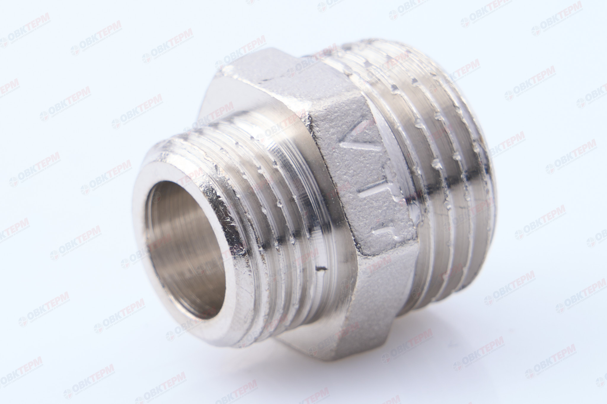 Ниппель      3/8" н  -  1/4" н  никель   (Valtec)    (10уп/500ящ) - Изображение №1