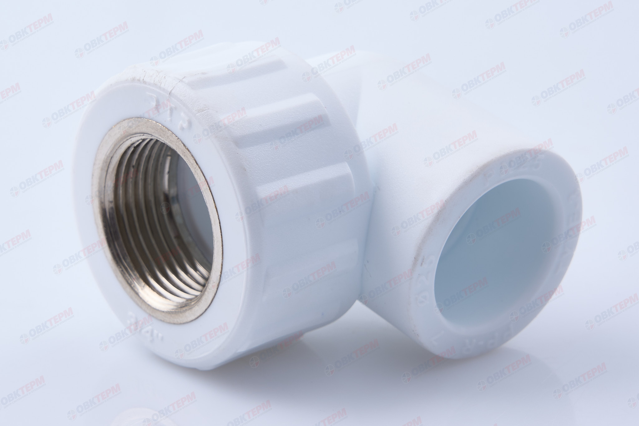 Угол с МРВ  25 * 3/4"   БЕЛЫЙ PP-R   (RTP)    (60/20) - Изображение №1