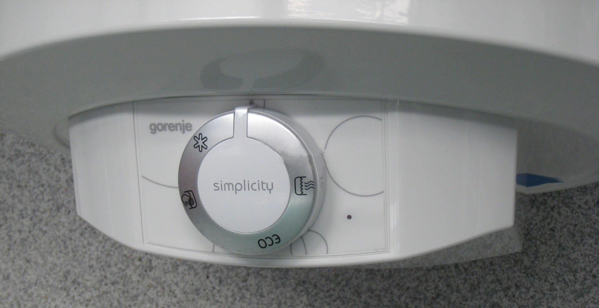 Бойлер   Gorenje  GBFU  100 SIM B6  (2 сухих тэна по 1 кВт, унив.монтаж, в94.8, ш45.4, г46.1) - Изображение №4