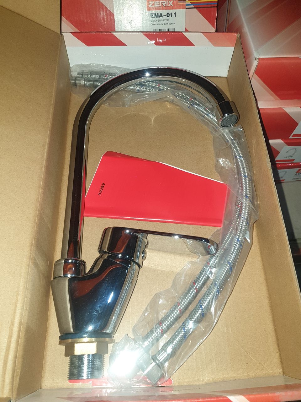 Смеситель д/кухни ZERIX EMA 011 на ГАЙКЕ (10 шт/ящ) - изображение №1