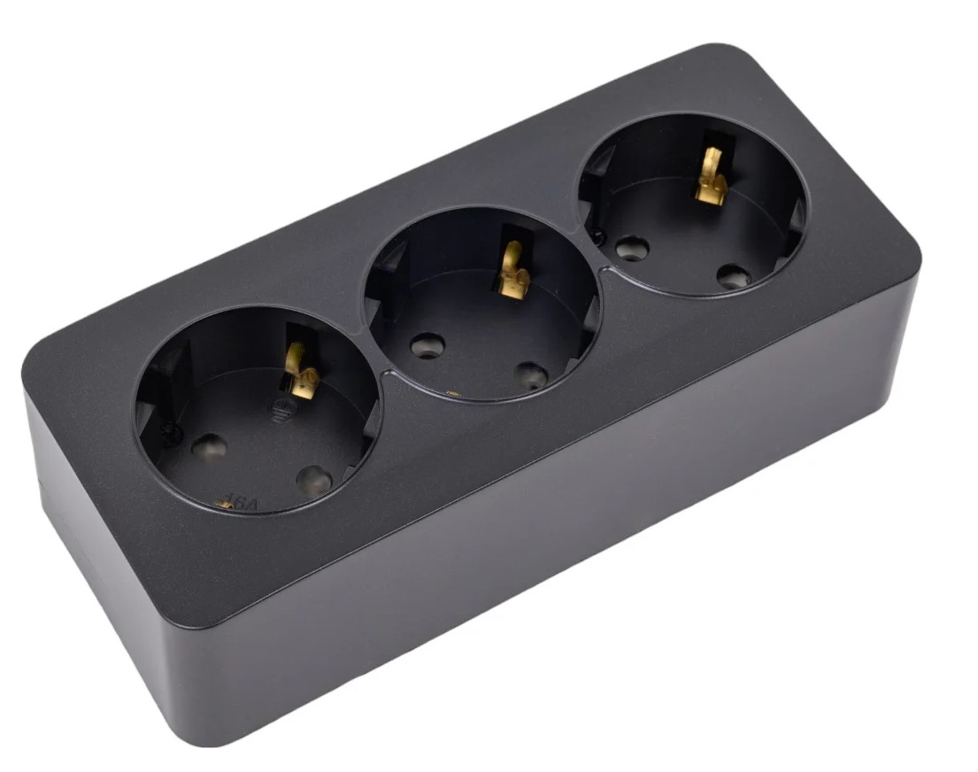 Розетка 3-местная с/з открытой установки, 250В, 16А, IP20, серия София, черный матовый, MST16-13-05 - Изображение №1