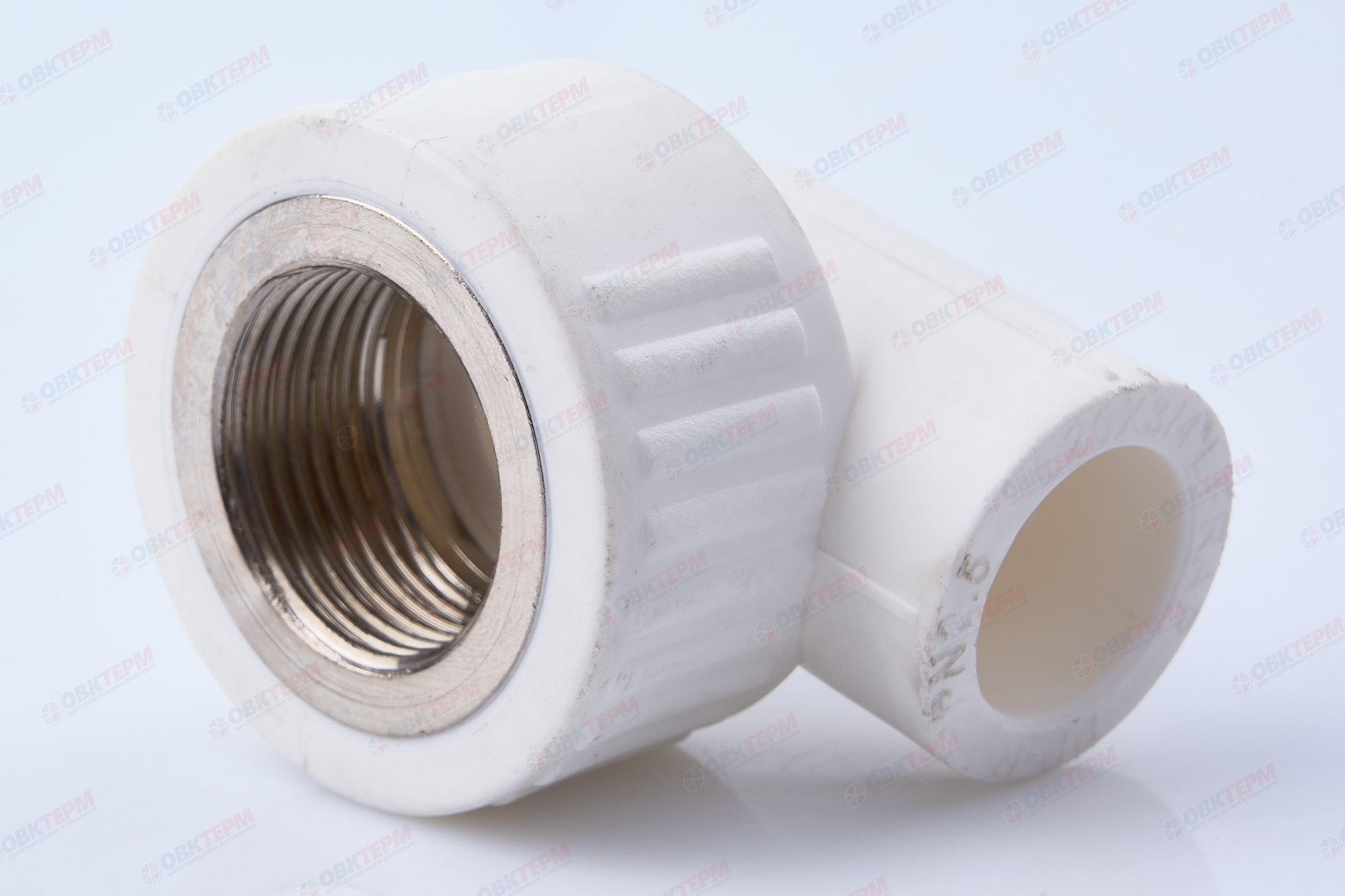 Угол с МРВ  20 * 3/4"      (белый)  (100/10)  (TIM) - изображение №1