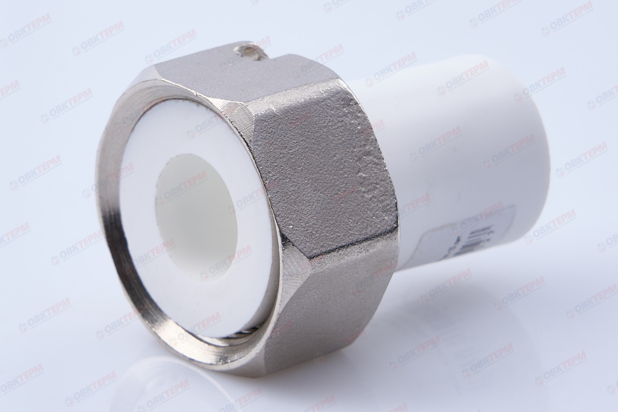 Штуцер для водомера под пломбу 20 * 3/4"    БЕЛЫЙ PP-R    (RTP)    (240/40) - изображение №1