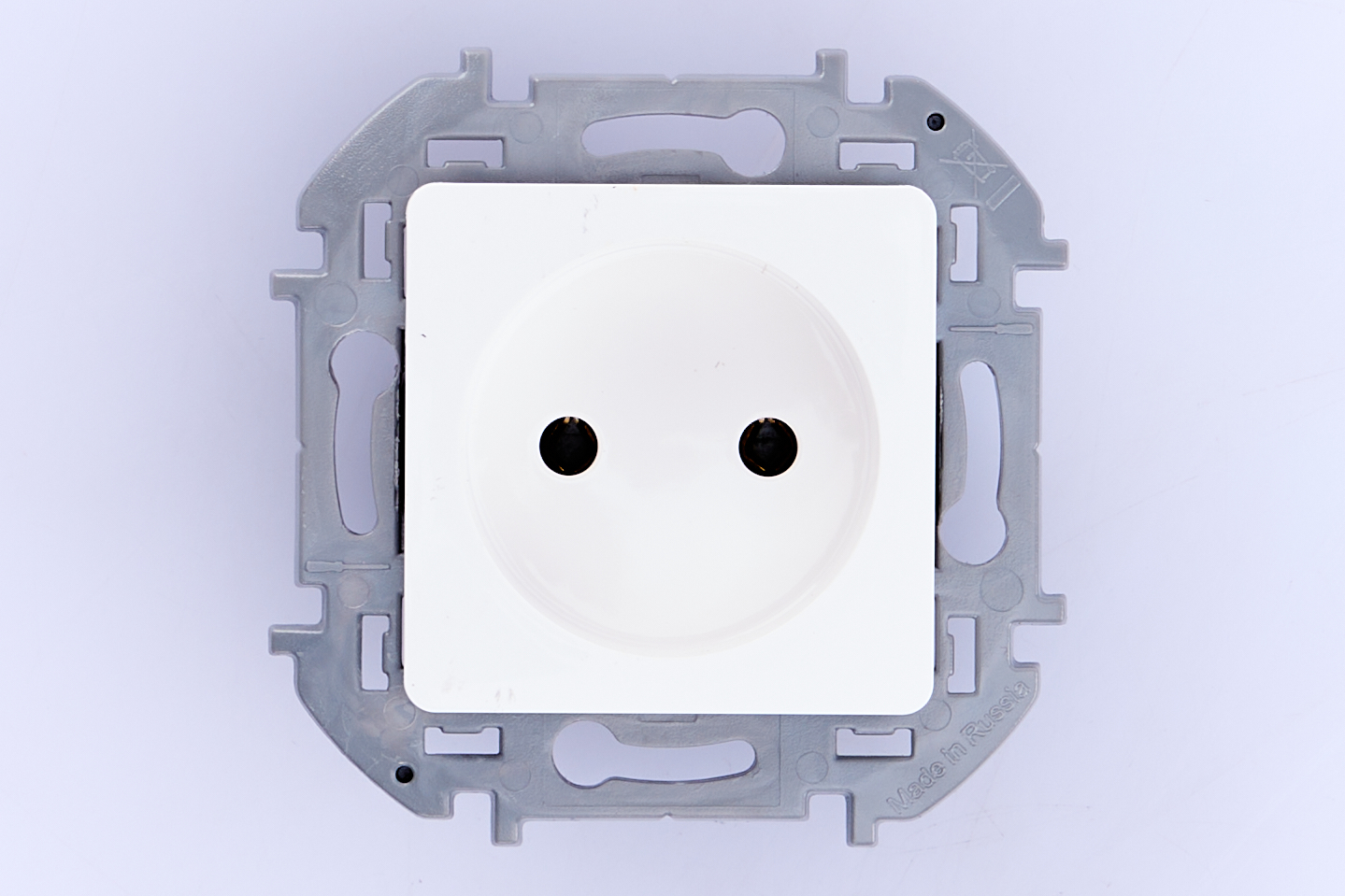 Розетка 1-м механизм б/з 16А IP20 250В 2P Белый IEK Inspiria (Legrand) - миниатюра №6