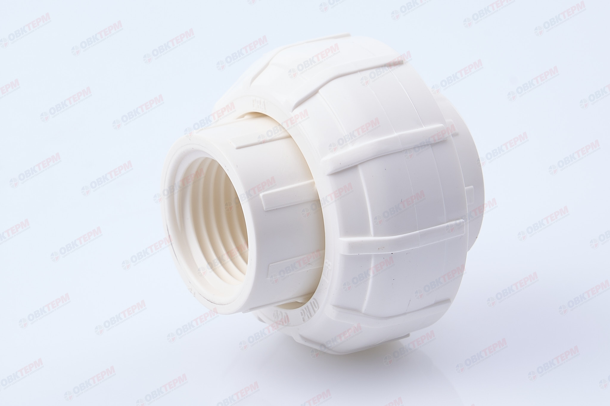 Американка пластиковая   МАК     1/2" вв    (1шт/260упак) - Изображение №1