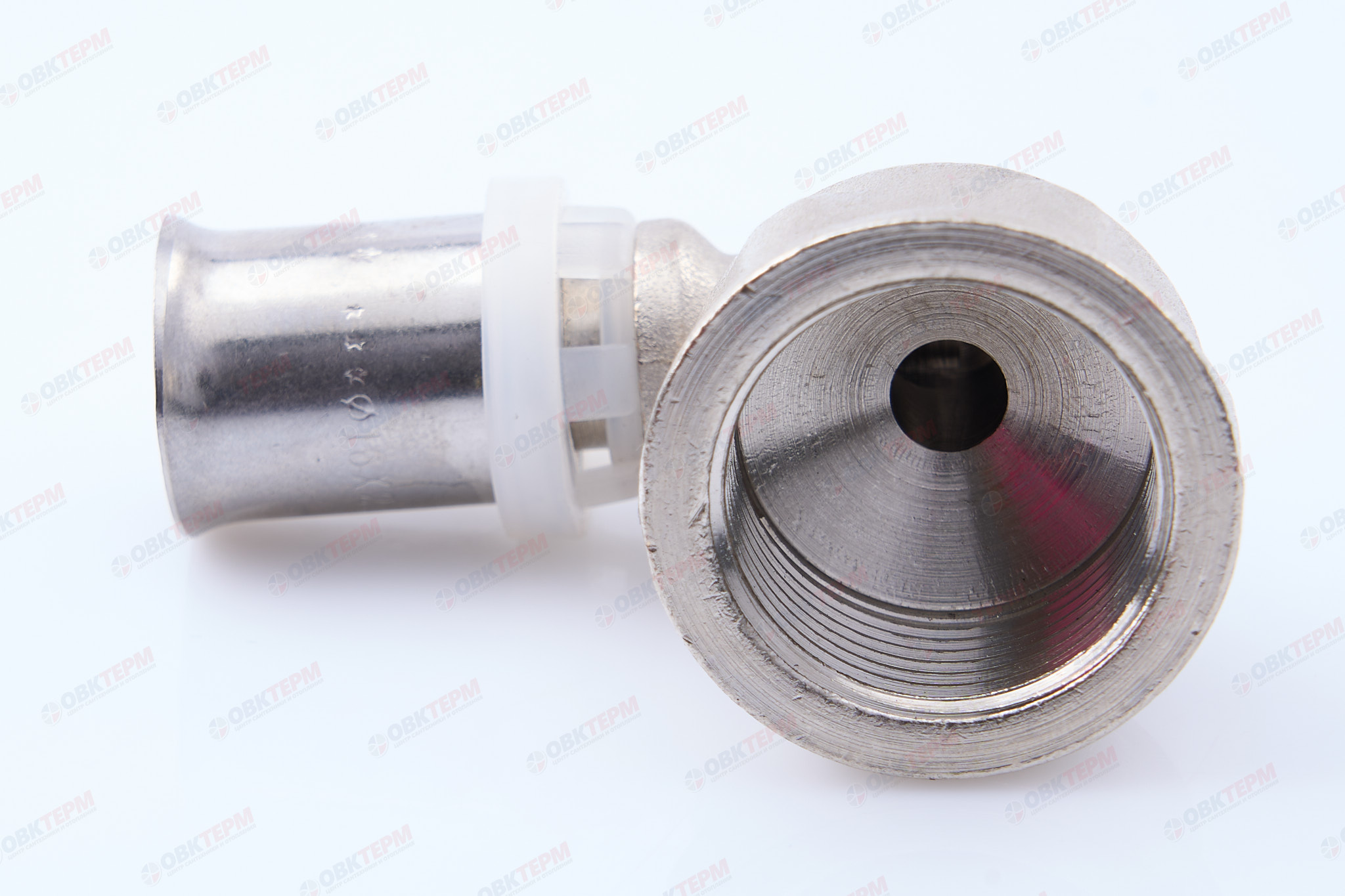 Угольник  пресс с перех. на внутр. р. Valtec 16*3/4     (10уп/90ящ) - миниатюра №8