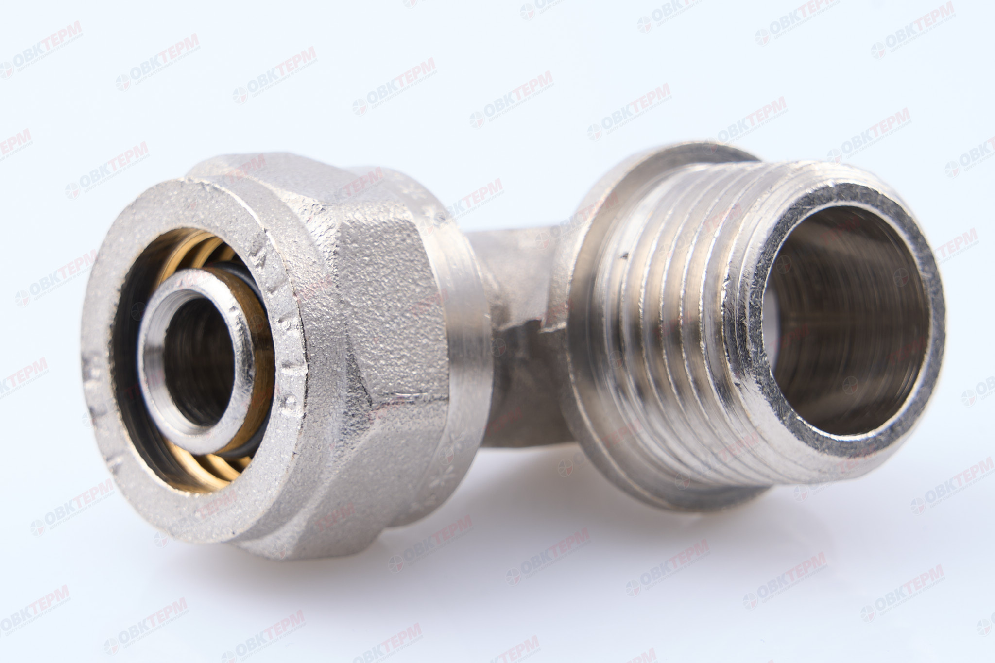 Угольник  обжимной   с переходом на нар. р.  Valtec 16 *  1/2"          (10уп150ящ) - Изображение №1