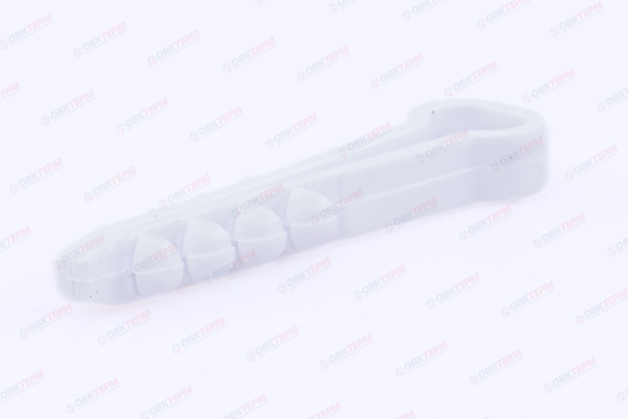 Дюбель-хомут для плоского кабеля 5-8мм бел. (уп.100шт) TOKOV ELECTRIC TKE-DH-5-8-PK-C01 - Изображение №2