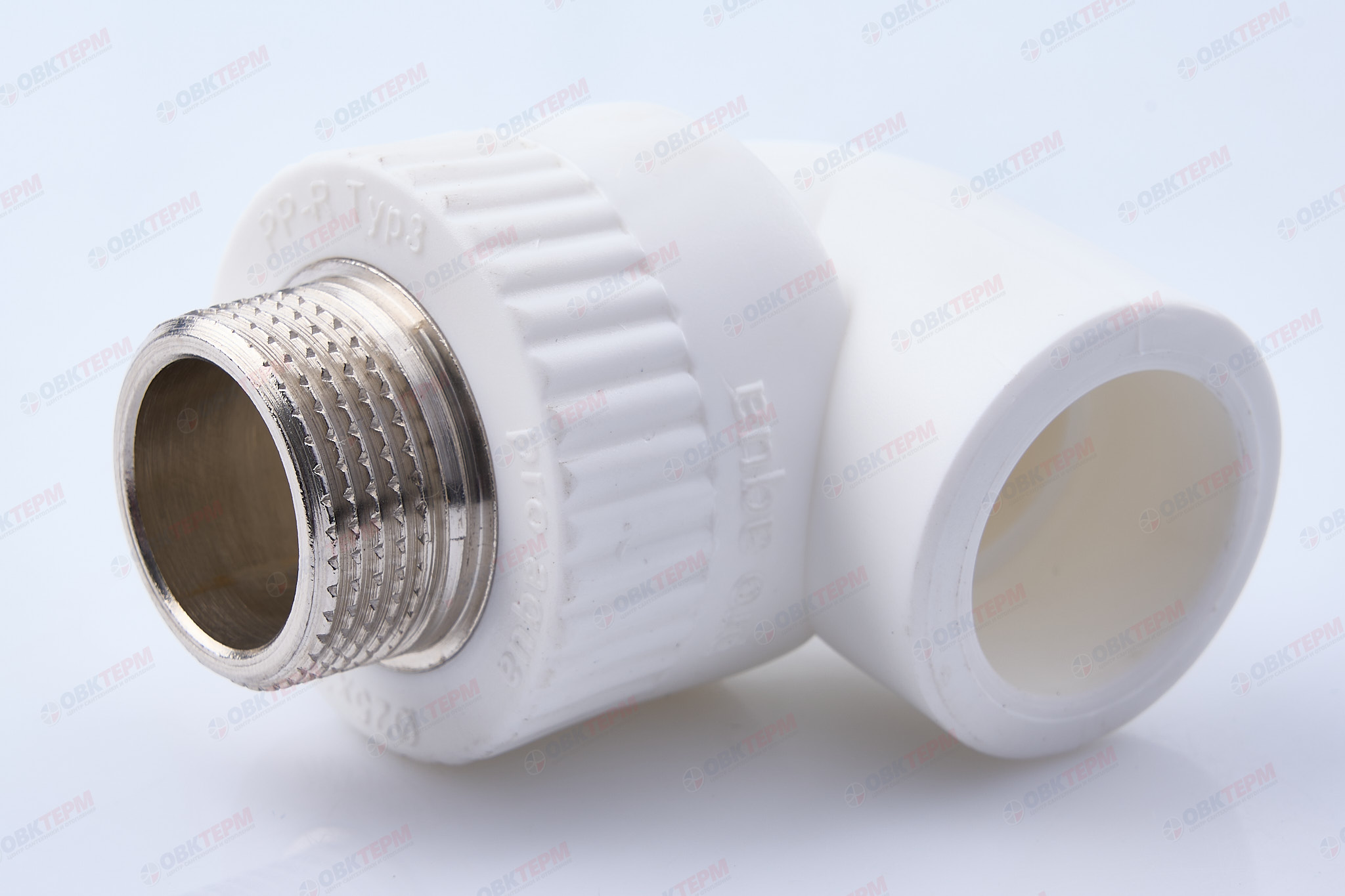 Угол с МРН  25 * 3/4"   БЕЛЫЙ   (PRO AQUA)      (100/10) - Изображение №1