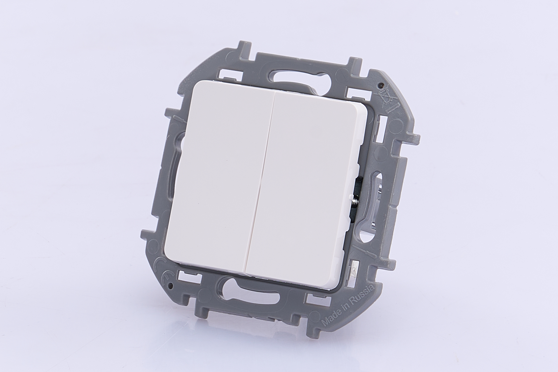 Выключатель 2-клавишный механизм Белый 10АХ 10А IP20 IEK Inspiria (Legrand) - Изображение №2