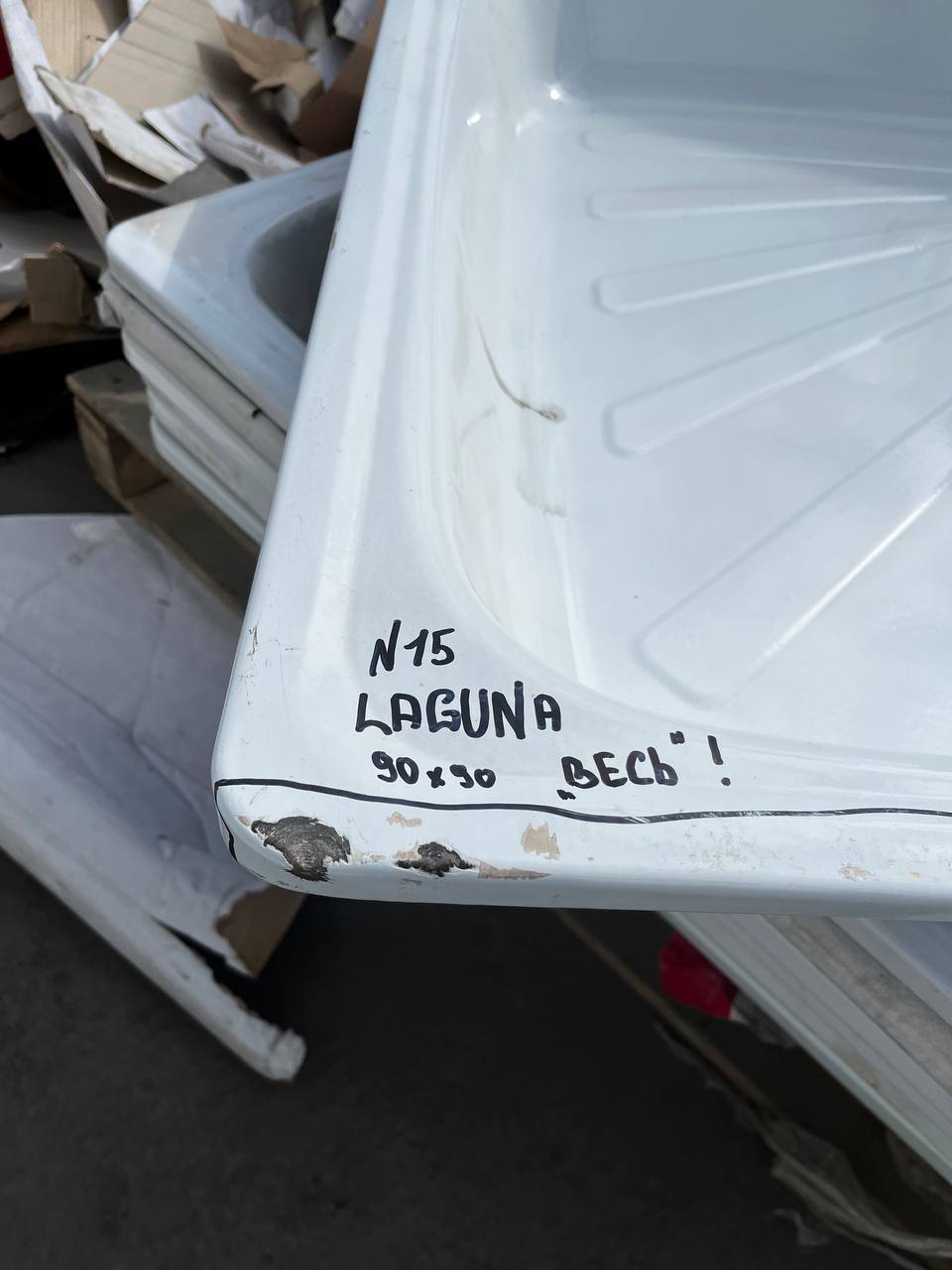 Поддон стальной "Laguna" "C1"    90* 90* 13 квадрат  (С ДЕФЕКТОМ) - миниатюра №9