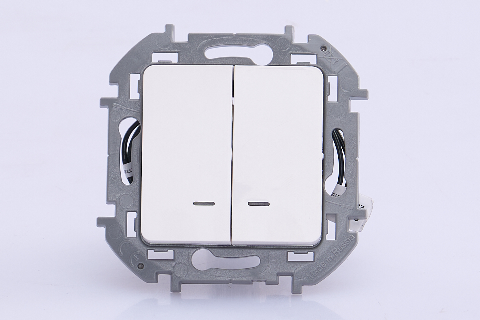 Выключатель 2-клавишный механизм с подсветкой Белый 10АХ 10А IP20 IEK Inspiria (Legrand) - Изображение №5