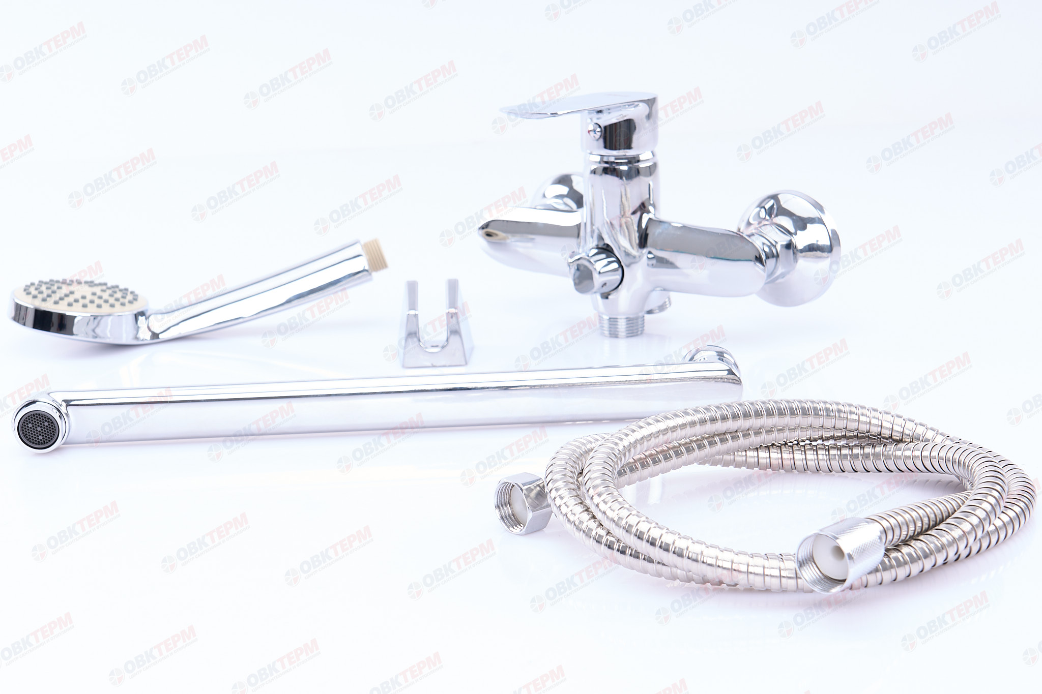 Смеситель д/ванны AKSA RFT-07-09  (10 шт/ящ) - Изображение №3