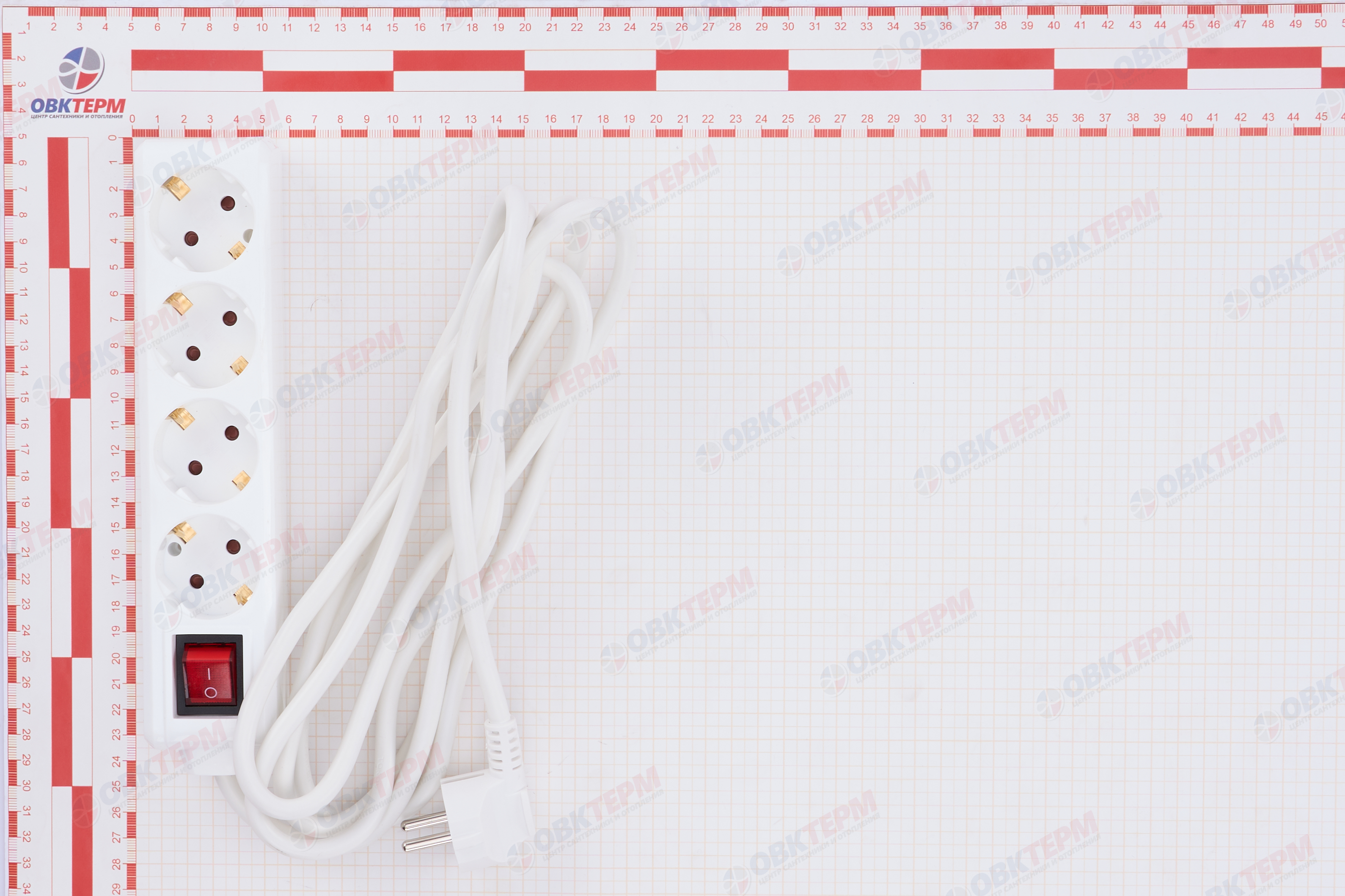 Удлинитель четырёхместный 3м с/з с выкл., 3х1.5 10А, белый, TOKOV LIGHT - миниатюра №5