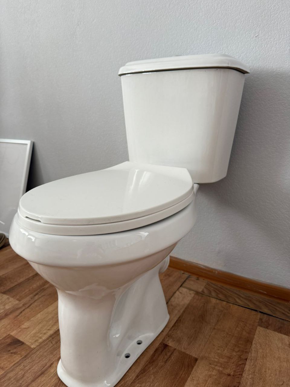 Унитаз-компакт SPARO Comfort (косой выпуск, микролифт, 2 режима, сиденье ПП, нижний подвод) - Изображение №2