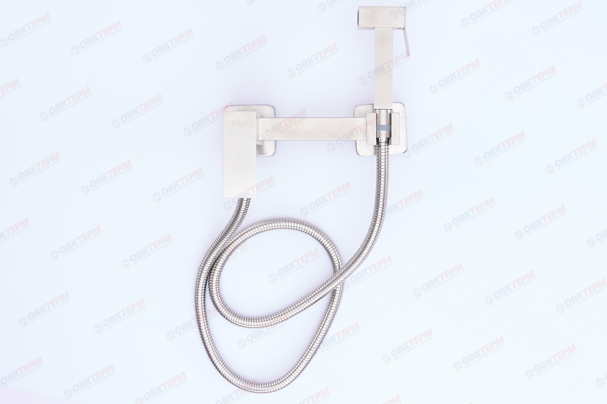 Смеситель с гигиеническим душем FRAP F7504-5 латунь /сатин - Изображение №3