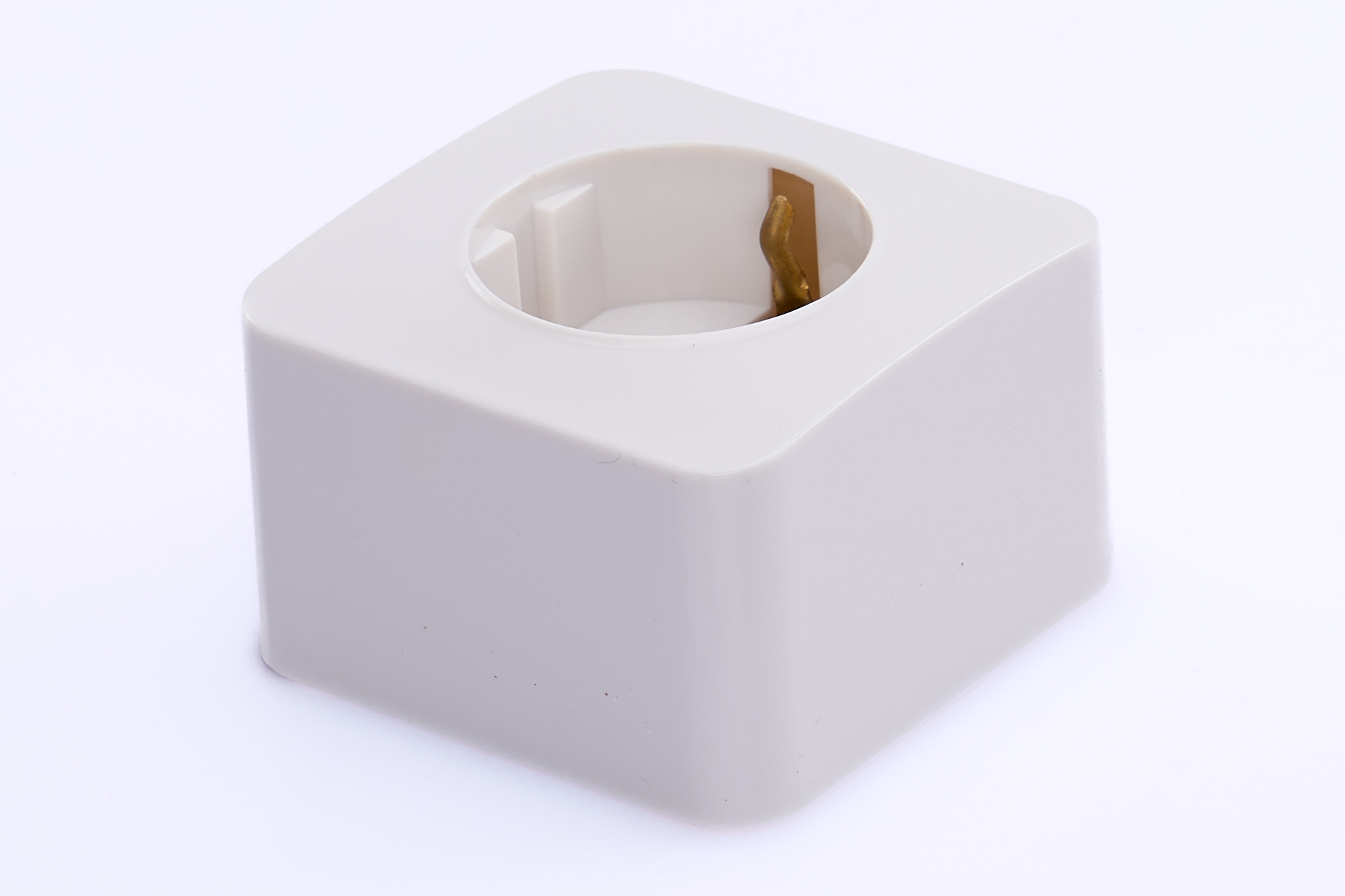 Розетка 1-местная с/з открытой установки, 250В, 16А, IP20, серия София, белый, MST16-11-01 - Изображение №2